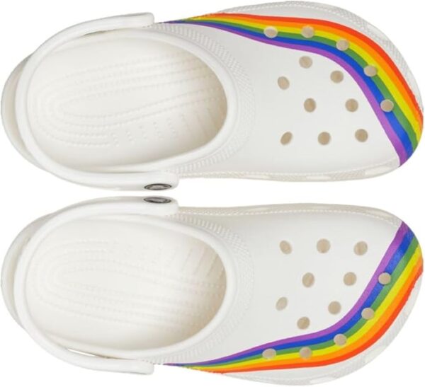 Crocs Tie Dye – Zuecos clásicos unisex para adultos con diseño arcoíris | Amazon - Imagen 4